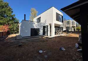 Дом 300м², 2-этажный, участок 7 сот.