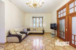 Дом 602м², 2-этажный, участок 40 сот.