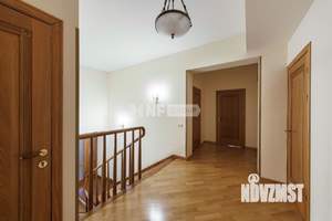 Дом 602м², 2-этажный, участок 40 сот.