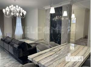 Таунхаус 270м², 3-этажный, участок 3 сот.