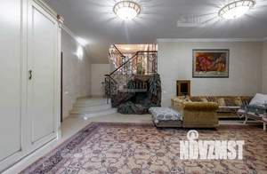 Дом 760м², 2-этажный, участок 30 сот.