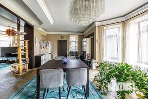 Коттедж 457м², 3-этажный, участок 14 сот.