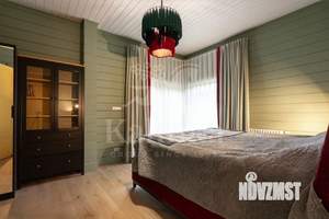 Дом 428м², 2-этажный, участок 32 сот.