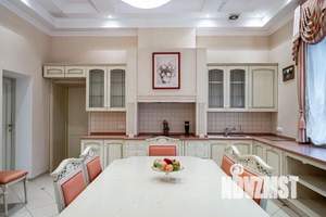 Коттедж 776м², 2-этажный, участок 44 сот.