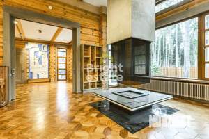 Дом 810м², 2-этажный, на длительный срок, 