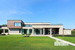 Коттедж 700м², 2-этажный, на длительный срок, 