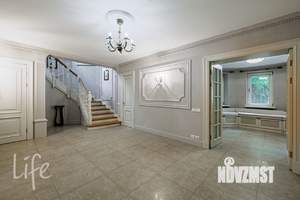 Коттедж 380м², 2-этажный, на длительный срок, 