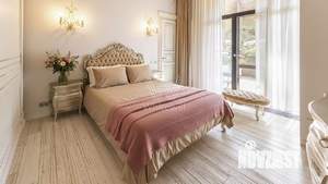 Таунхаус 430м², 3-этажный, на длительный срок, 