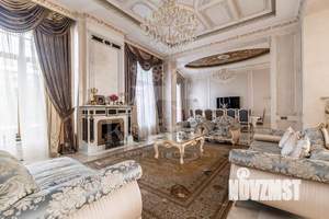 Дом 1000м&sup2;, 3-этажный, на длительный срок, 