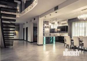 Дом 880м², 3-этажный, на длительный срок, 