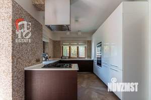 Дом 600м&sup2;, 4-этажный, на длительный срок, 