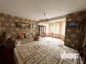 Дом 325м², 2-этажный, на длительный срок, 