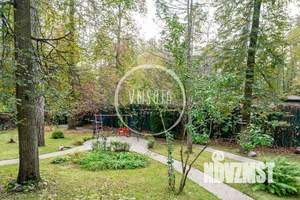 Коттедж 380м&sup2;, 2-этажный, на длительный срок, 