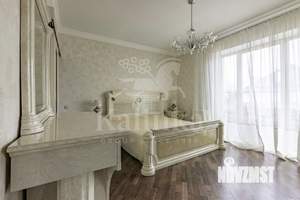 Дом 350м², 3-этажный, на длительный срок, 