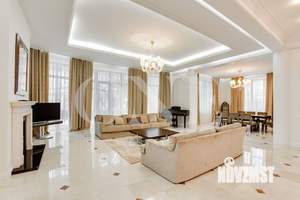 Дом 660м², 3-этажный, на длительный срок, 