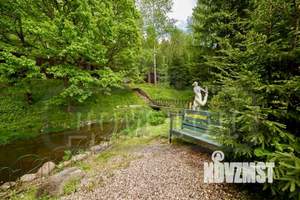 Дом 1200м&sup2;, 4-этажный, посуточно, 