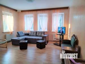 Коттедж 210м², 2-этажный, на длительный срок, 