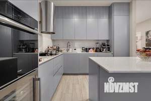 Таунхаус 220м², 2-этажный, на длительный срок, 