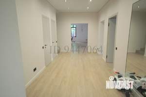 Коттедж 370м², 3-этажный, на длительный срок, 