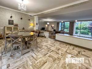 Дом 800м², 2-этажный, посуточно, 