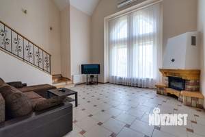 Коттедж 385м², 2-этажный, на длительный срок, 