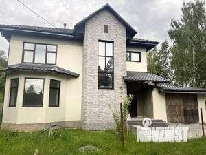 Дом 220м², 2-этажный, на длительный срок, 