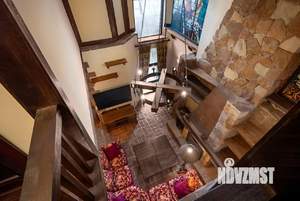 Дом 700м², 4-этажный, посуточно, 