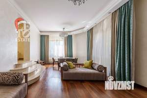 Дом 600м&sup2;, 4-этажный, на длительный срок, 