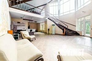 Дом 550м², 2-этажный, посуточно, 