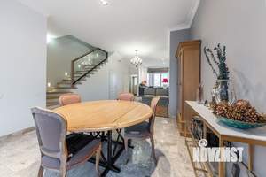 Таунхаус 270м², 4-этажный, на длительный срок, 