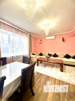 Дом 350м&sup2;, 2-этажный, на длительный срок, 