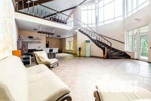 Дом 550м², 2-этажный, посуточно, 