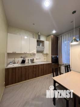 Таунхаус 150м², 3-этажный, на длительный срок, 