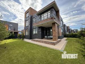 Коттедж 360м&sup2;, 3-этажный, на длительный срок, 