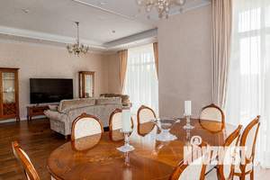 Дом 613м², 4-этажный, на длительный срок, 