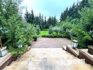 Дом 1000м², 3-этажный, на длительный срок, 