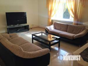 Дом 500м², 3-этажный, на длительный срок, 