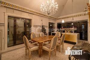 Дом 860м&sup2;, 2-этажный, на длительный срок, 