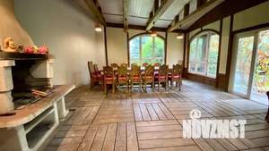 Дом 1650м², 3-этажный, посуточно, 