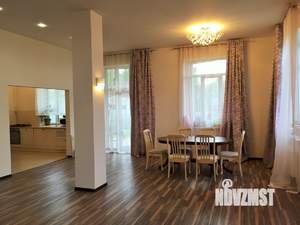 Дом 450м², 3-этажный, на длительный срок, 