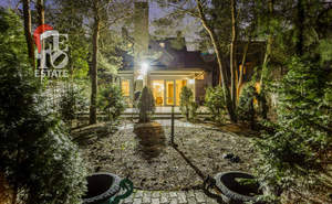 Дом 300м&sup2;, 2-этажный, на длительный срок, 