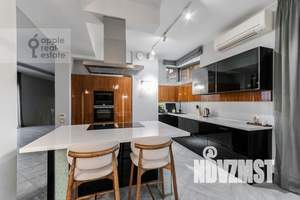 Дом 890м², 3-этажный, на длительный срок, 