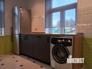 Дом 220м², 3-этажный, на длительный срок, 