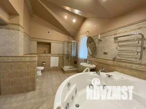 Дом 690м², 3-этажный, посуточно, 