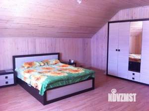 Дом 230м&sup2;, 2-этажный, на длительный срок, 