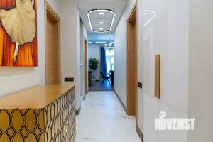 Таунхаус 350м², 3-этажный, на длительный срок, 