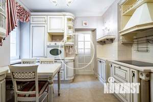 Коттедж 380м&sup2;, 2-этажный, на длительный срок, 