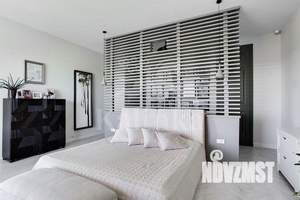 Дом 1000м&sup2;, 2-этажный, на длительный срок, 