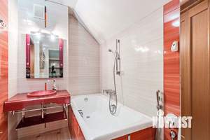 Коттедж 210м², 2-этажный, на длительный срок, 