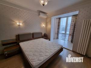 Коттедж 260м², 3-этажный, на длительный срок, 